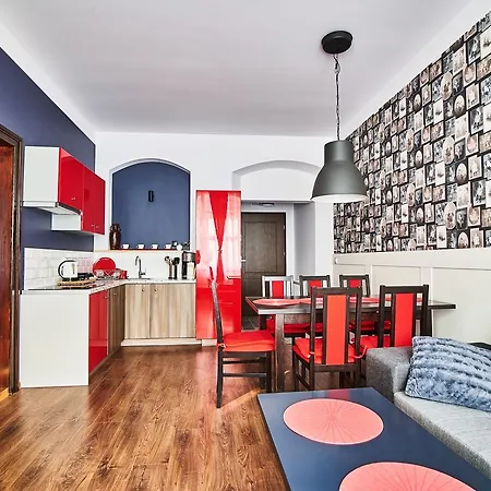 - Na Kowarskiej Starowce * Kowary